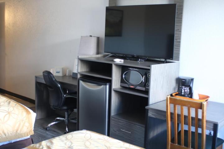 Americas Best Value Inn Prescott Valley Exterior photo
