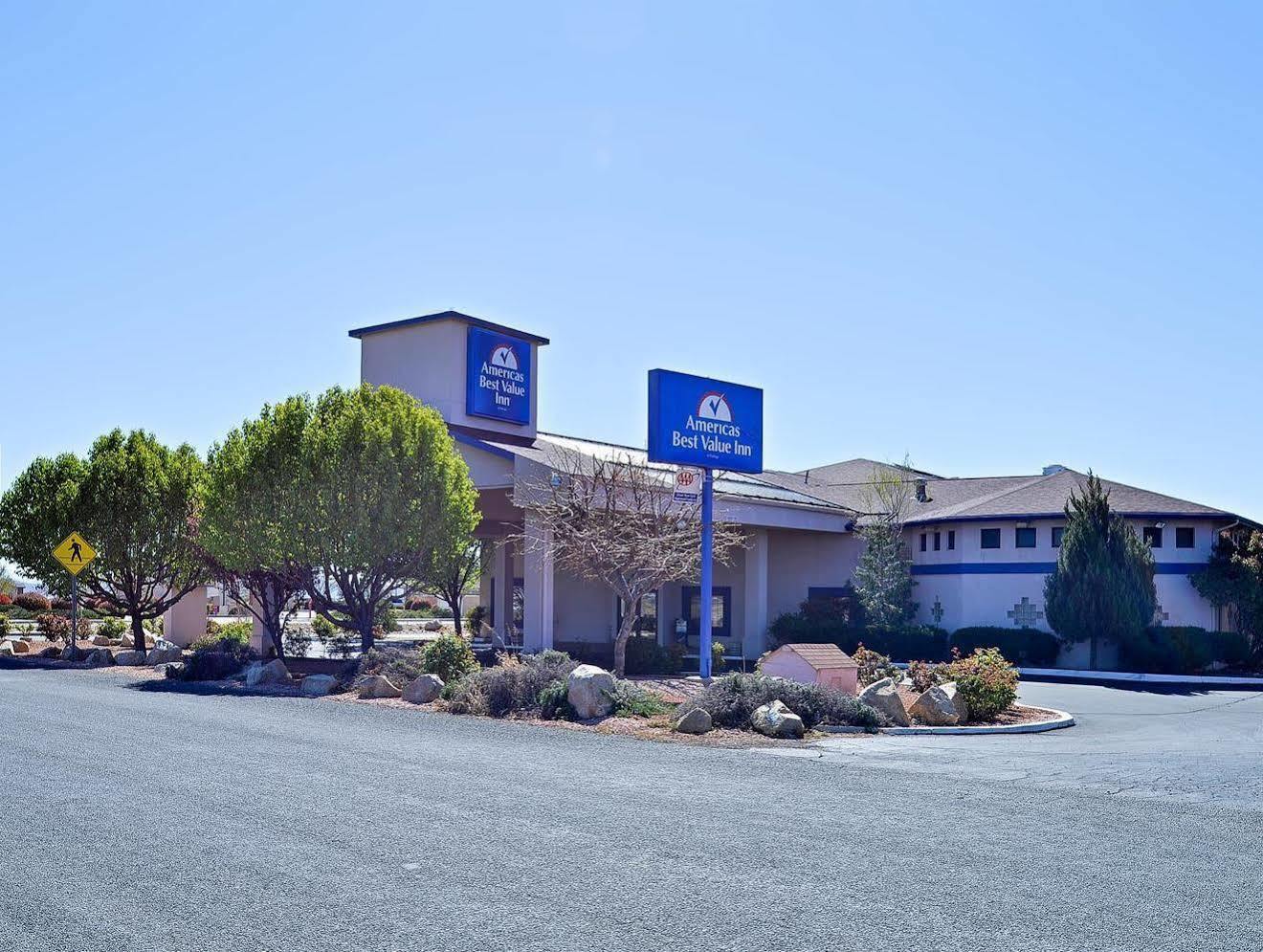 Americas Best Value Inn Prescott Valley Exterior photo