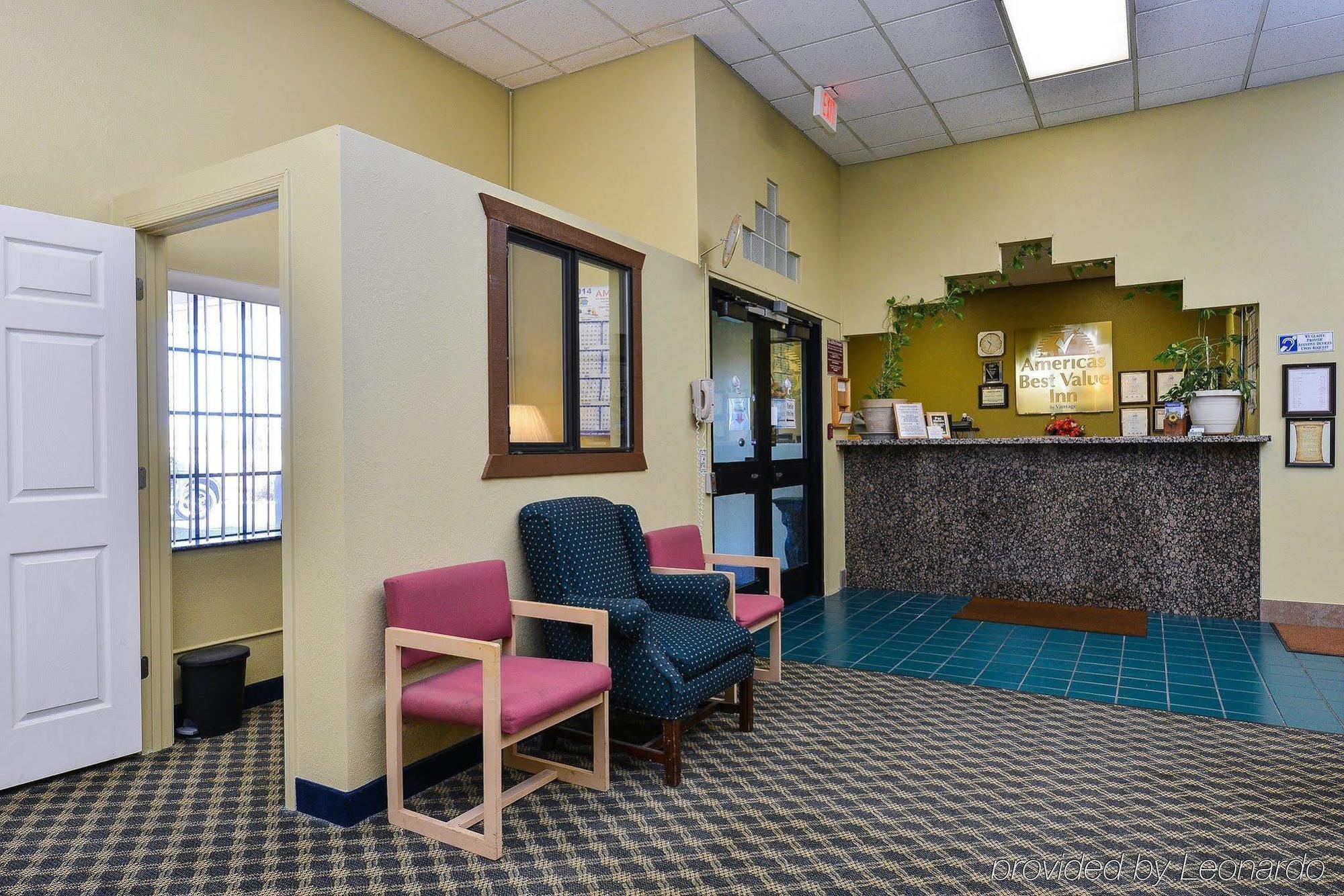 Americas Best Value Inn Prescott Valley Exterior photo