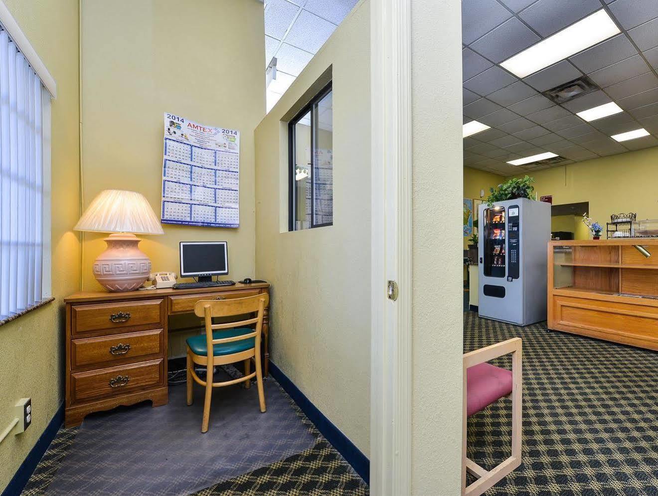 Americas Best Value Inn Prescott Valley Exterior photo